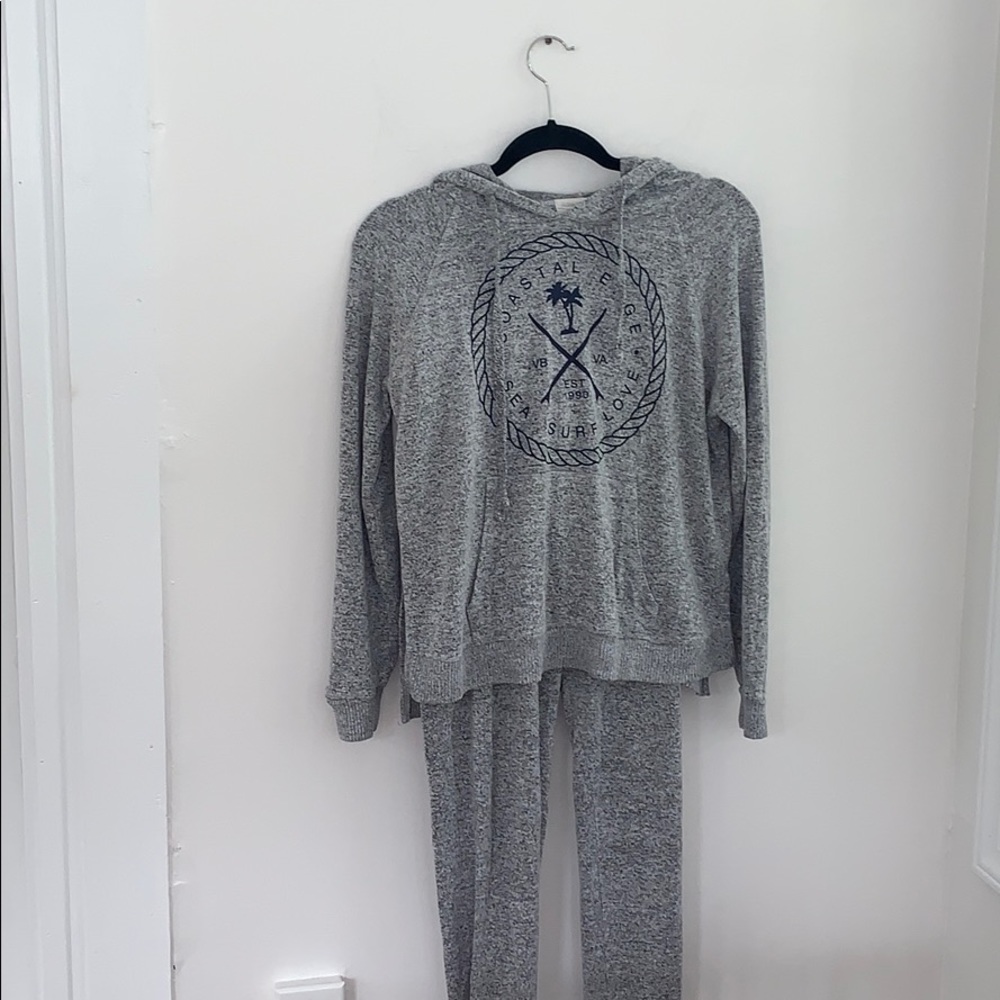 *MAKE AN OFFER* Coastal Edge Sweatsuit